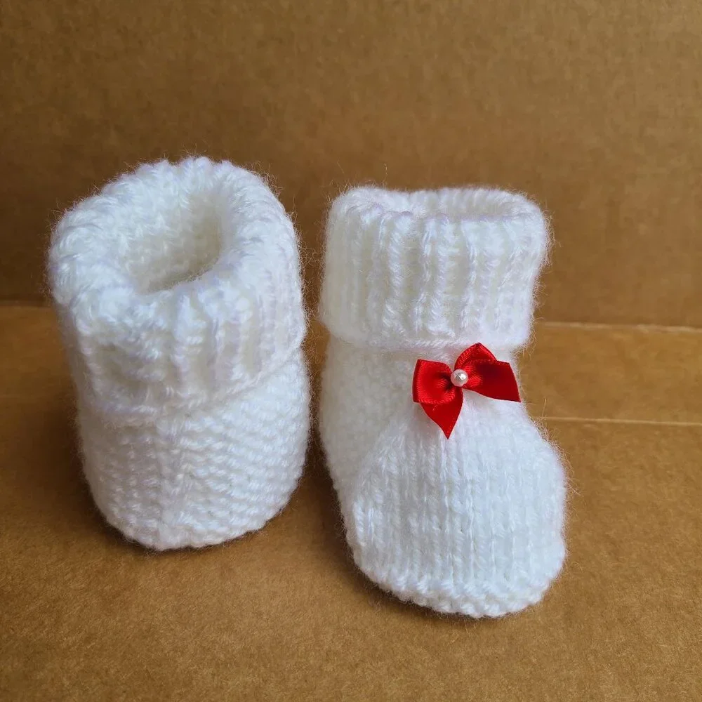 Cute Baby Booties Knit Baby Boots Baby Shower Booties White Size 0-3 Months